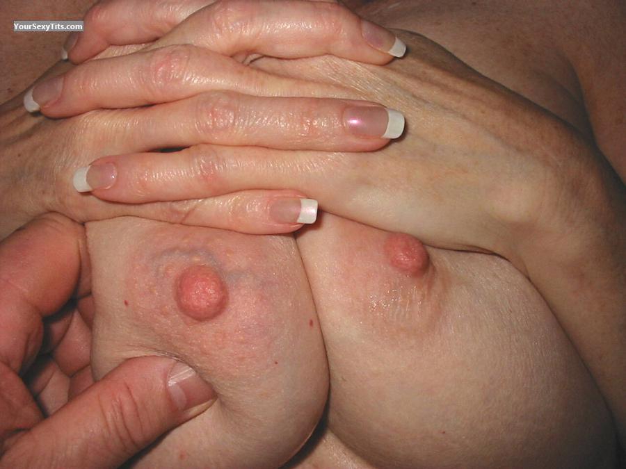 Tit Flash: Big Tits - Honeydew from United States